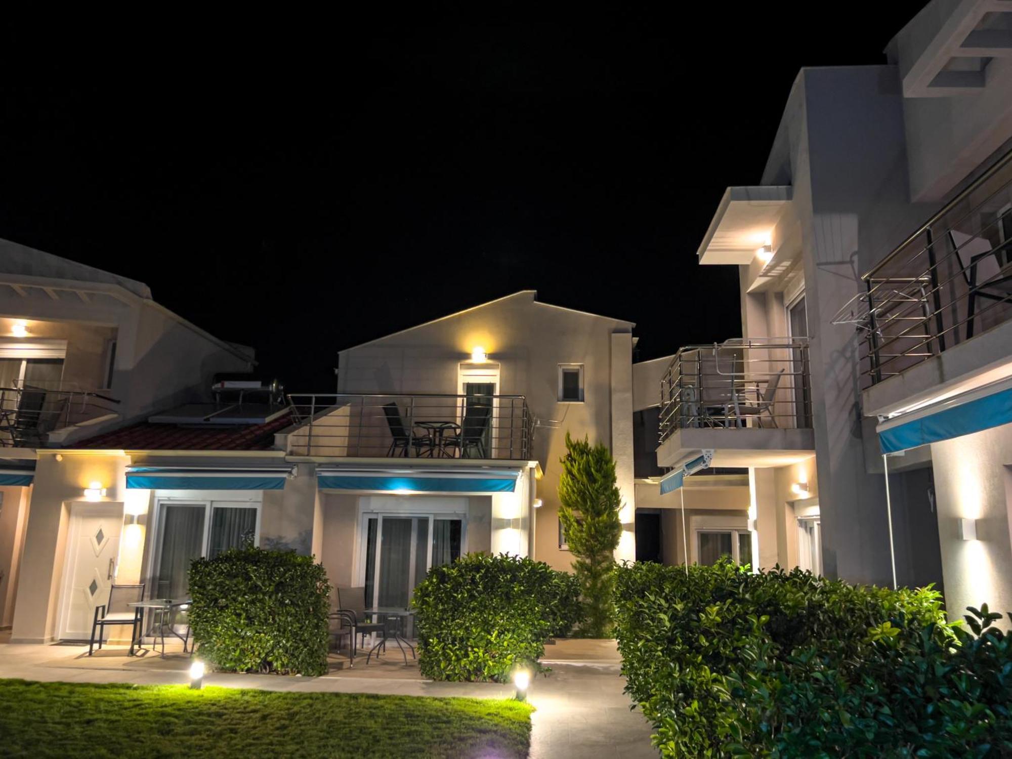 Yalos Beach Maisonettes สกาลาโซติรอส ภายนอก รูปภาพ