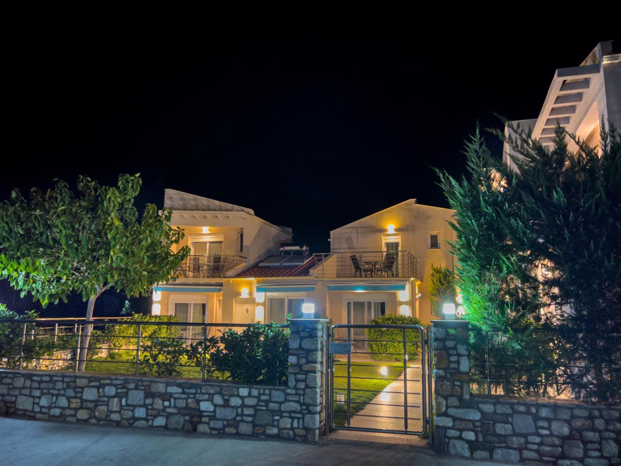 Yalos Beach Maisonettes สกาลาโซติรอส ภายนอก รูปภาพ