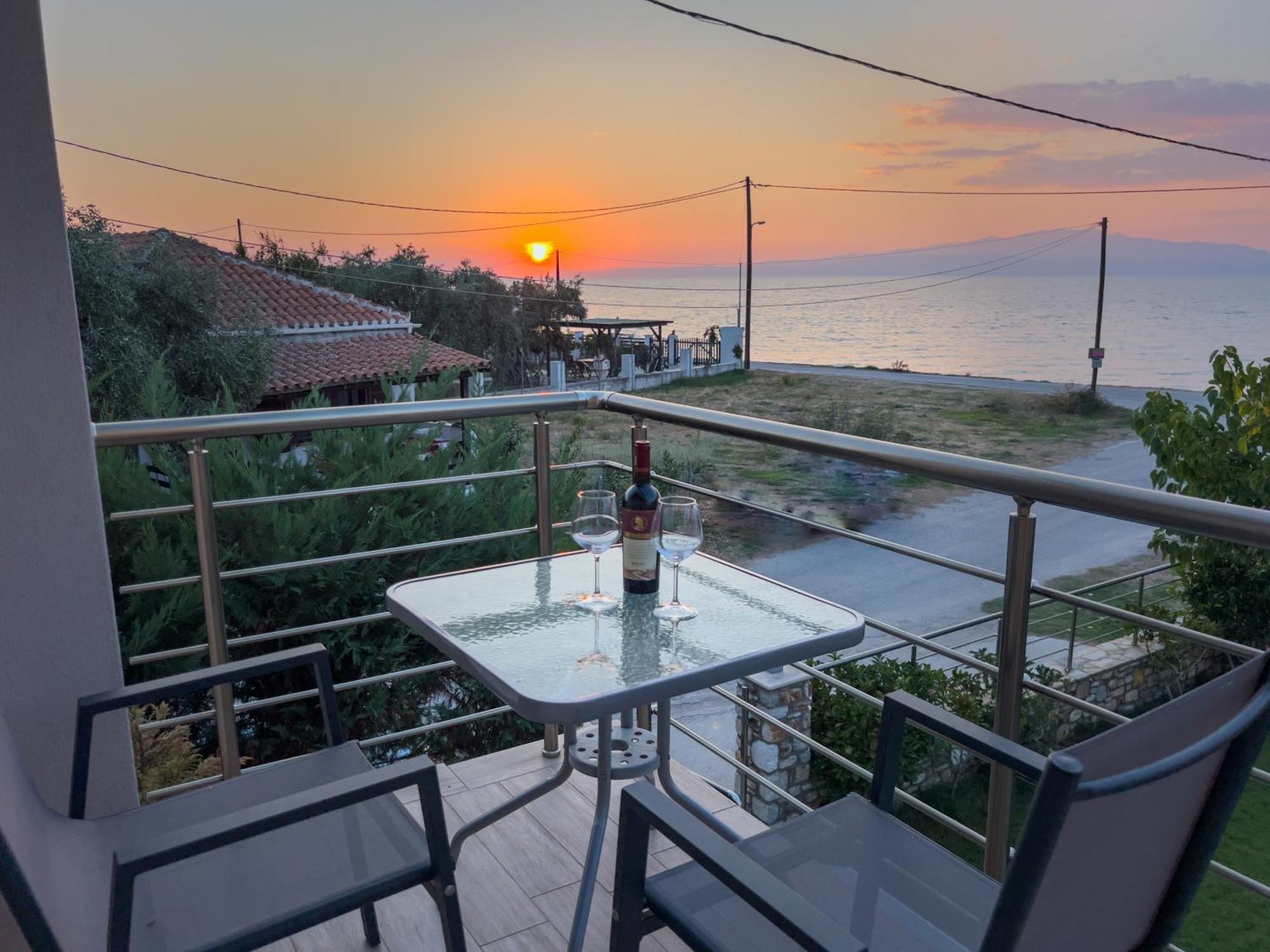 Yalos Beach Maisonettes สกาลาโซติรอส ภายนอก รูปภาพ